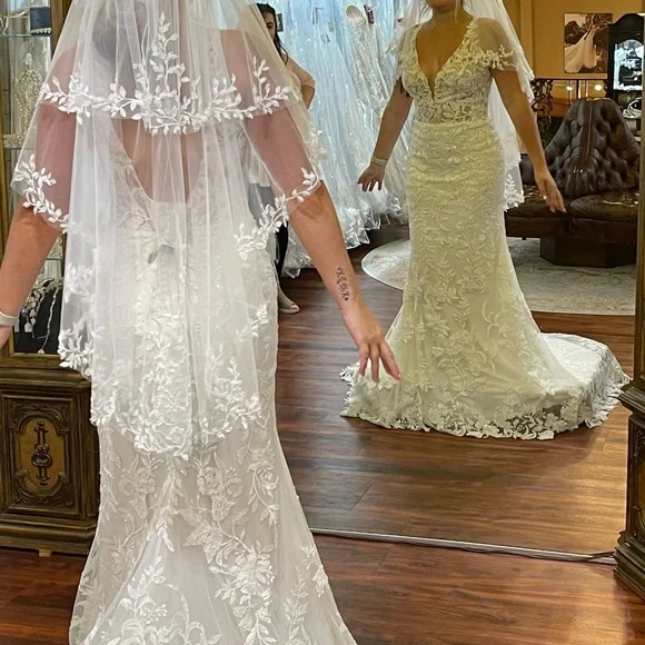 Justin Alexander Gretchen White Lace Wedding Dress